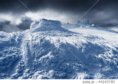 Winter landscape with observatory in the mountains 44243785