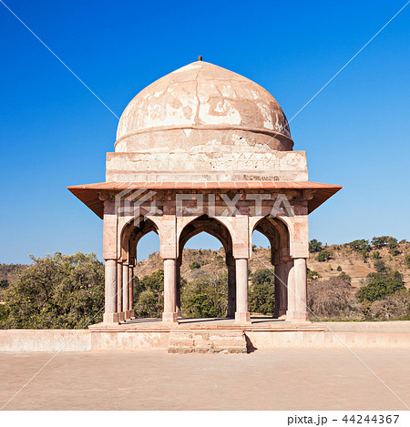 Rupmati Pavilion, Mandu 44244367