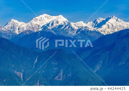 Kangchenjunga mountain view 44244425