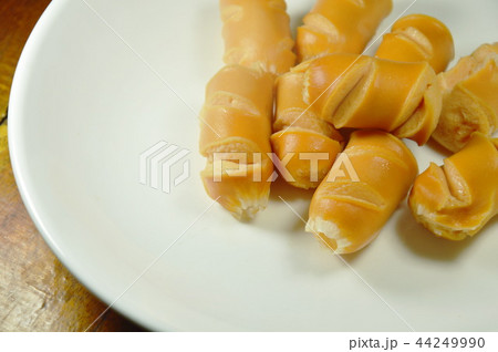 fried pork sausage slice on plate fried pork sausage slice on plate 44249990