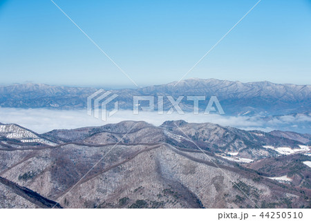 山 バルワンサン 雪山 44250510