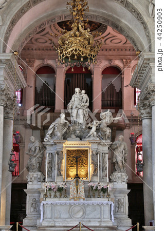Santa Maria della Salute - Venice - Italy 44250903