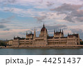 Hungarian Parliament and Danube river in Budapest 44251437