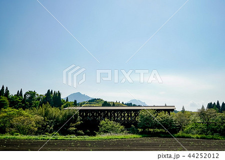 阿蘇望橋　屋根付き橋 44252012