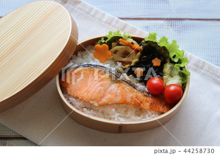 さけのお弁当 さけのお弁当 44258730