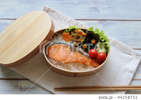 さけのお弁当 44258731