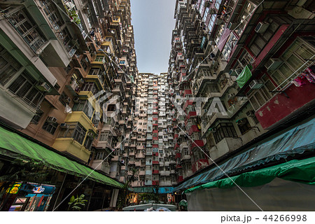 香港 モンスターマンションの写真素材