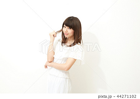 女性　スタジオポートレート 44271102