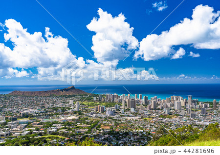 《ハワイ》ホノルルのパノラマ風景・タンタラスの丘より 《ハワイ》ホノルルのパノラマ風景・タンタラスの丘より 44281696
