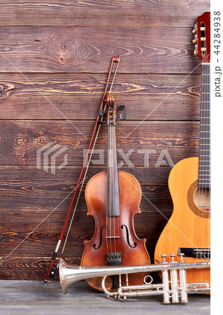 Musical instruments of vintage style. Musical instruments of vintage style. 44284938