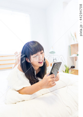 女性 女の人 女 44294708