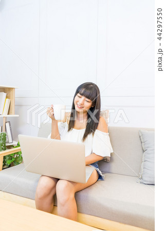 女子 女児 女の子 44297550
