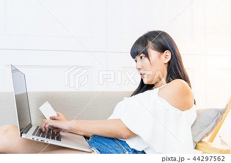 女子 女児 女の子 44297562