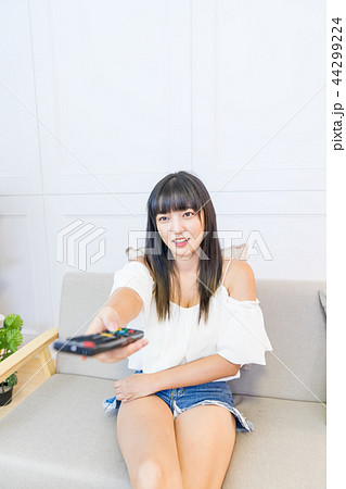 女性 女の人 女 44299224