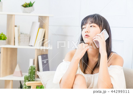 女性 女の人 女 44299311