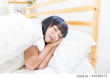 女性 女の人 女 44299573