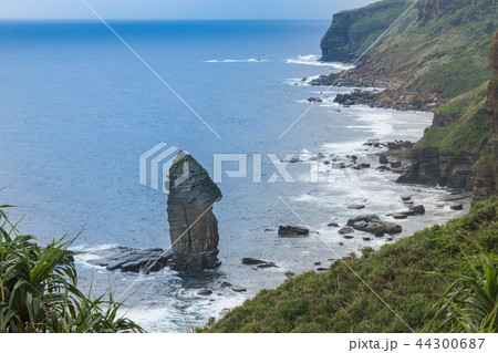 与那国島・立神岩 44300687