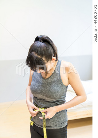 女性 女の人 女 44300701