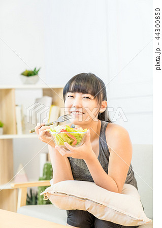 女子 女児 女の子 44300850