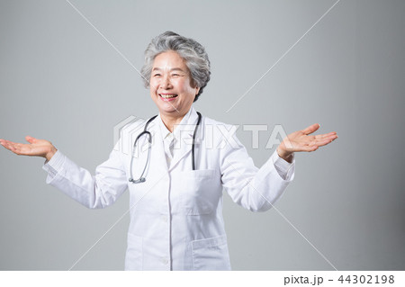 高齢者 老人 韓国人 44302198