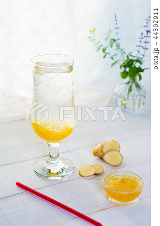柚子ジンジャーソーダ 44302911