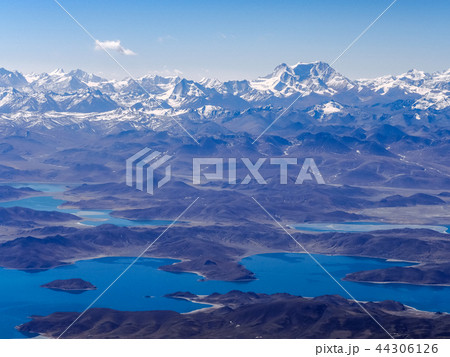 Yamdrok Lake, Tibet, China ｜中国チベット自治区・ヤムドク湖 44306126