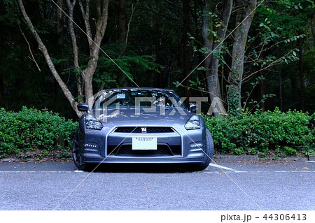 GT-R R35 44306413