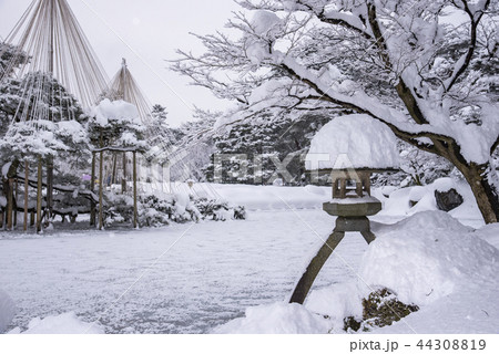 【兼六園　大雪】 44308819