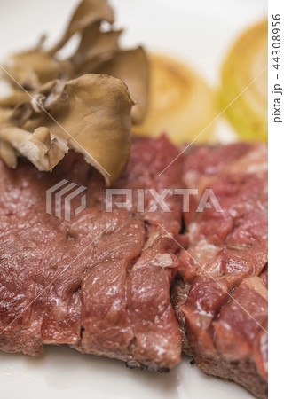 【ステーキ】 【ステーキ】 44308956