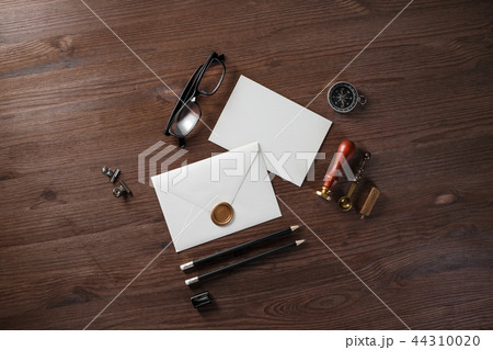 Envelope and stationery Envelope and stationery 44310020