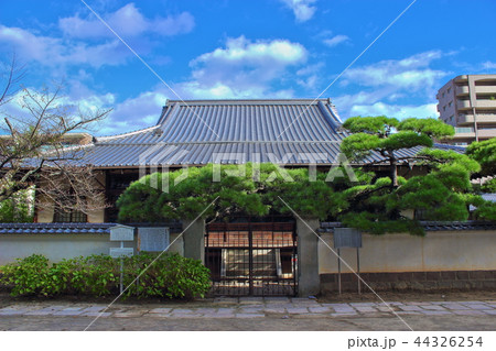 【愛媛県松山市】　愛媛県立松山東高等学校　明教館 44326254