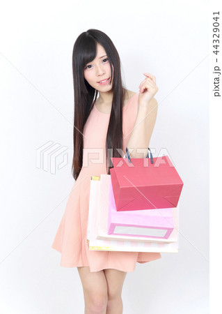 若い女性 ショッピング 若い女性 ショッピング 44329041