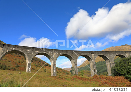 スコットランドのグレンフィナン陸橋 スコットランドのグレンフィナン陸橋 44338035