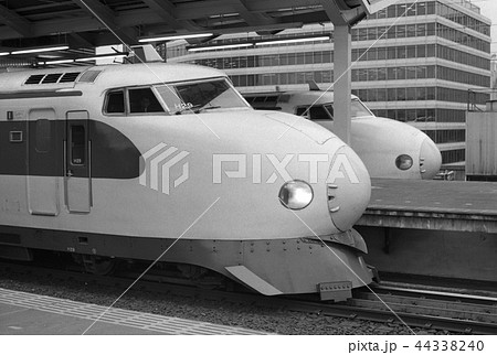 昔の新幹線 東京駅 昔の新幹線 東京駅 44338240