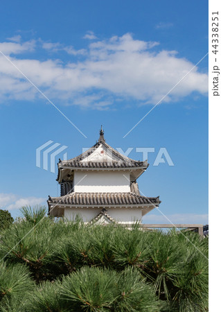 秋の明石城 44338251