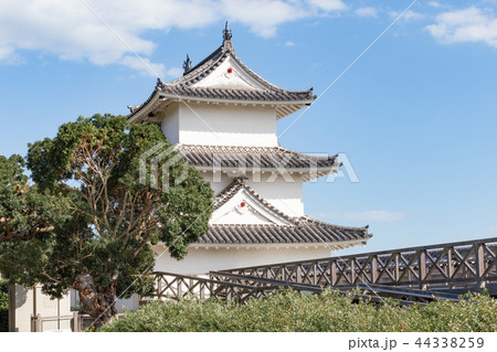 秋の明石城 44338259