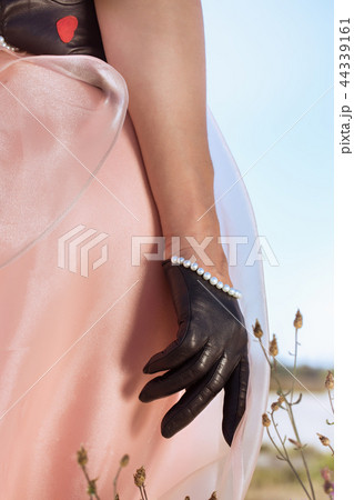 black gloves with white pearls 44339161