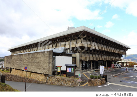 日本の建築美－津山文化センター 44339885