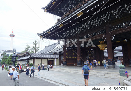 東本願寺の御影堂門 44340731