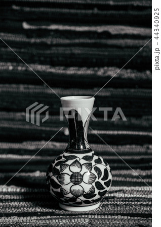 Old vintage vase China ware, Chinese porcelain Old vintage vase China ware, Chinese porcelain 44340925