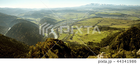 Beautiful panorama on Tatra mountains 44341986