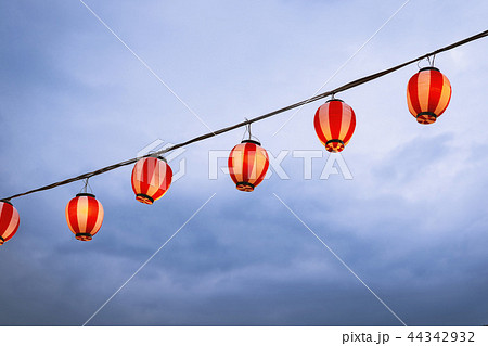 夏祭りの提灯 夏祭りの提灯 44342932