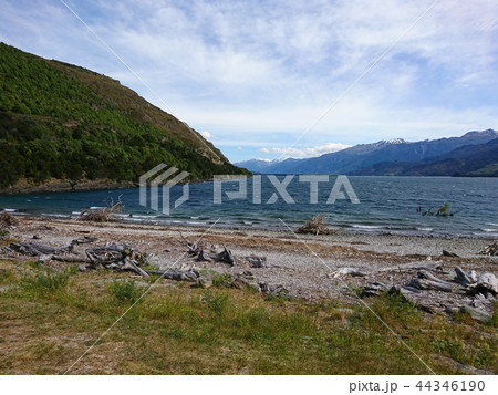 New Zealand water lake natural landscape 44346190