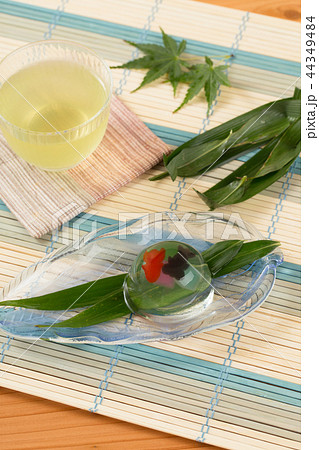 夏の和菓子(金魚) 夏の和菓子(金魚) 44349484
