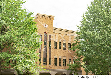 一橋大学東１号館 44350976