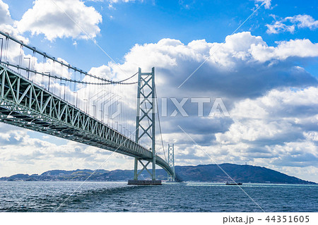 【兵庫県】明石海峡大橋 44351605