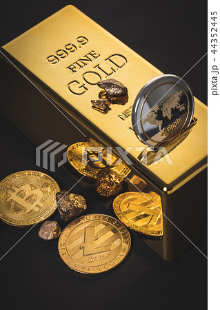 gold bar and cryptocurrency gold bar and cryptocurrency 44352445