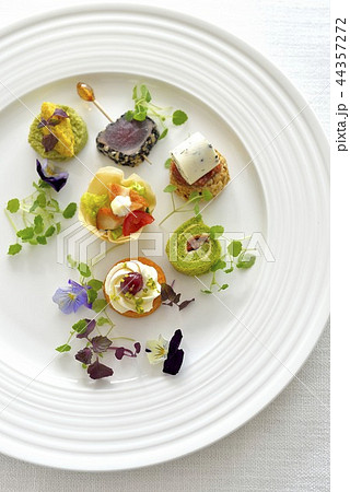 カナッペ、パーティーフード/canape, party food カナッペ、パーティーフード/canape, party food 44357272