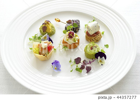 カナッペ、パーティーフード／canape, party food 44357277