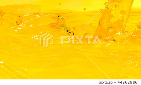 Pouring oil Pouring oil 44362986